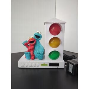 Sesame Street Elmo Cookie Monster Toddler Kid Stop Light Alarm Clock 2015 Tested